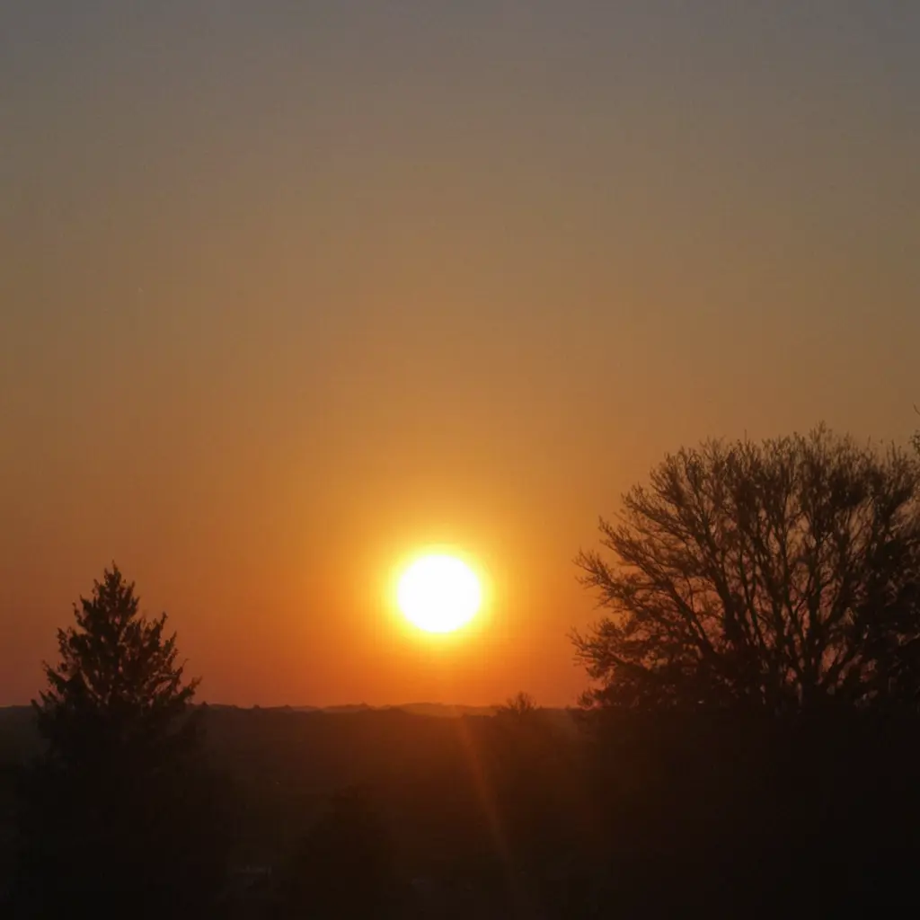 صورة الشمس وقت الغروب